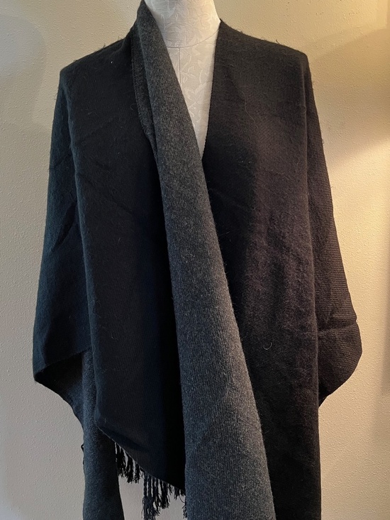 Accessories - Elegant Fringe Open Front Reversible Black/Grey Shawl, Wrap With Fringe